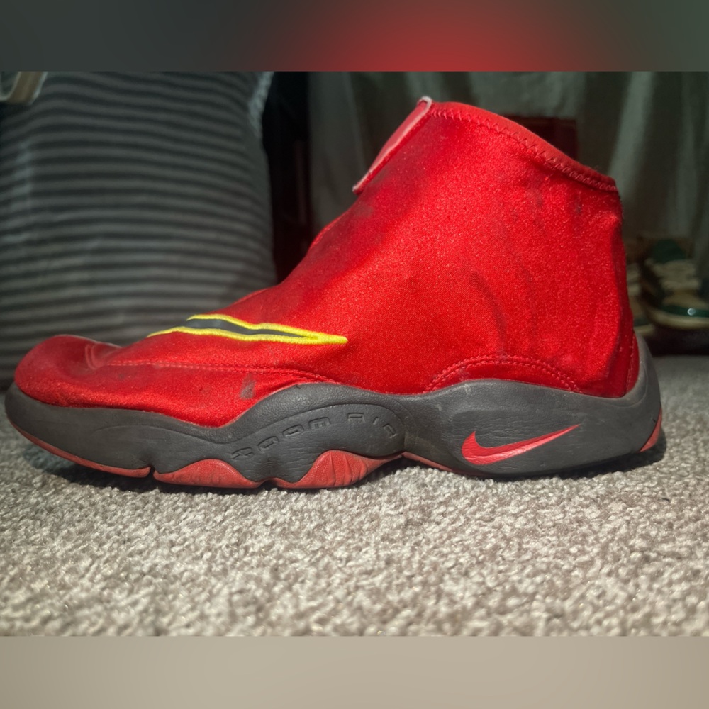 Nike Air Zoom Flight “The Glove” - Miami Heat (2013 Retro)